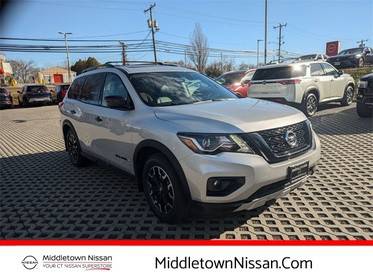 2020 Nissan Pathfinder SL 4WD photo