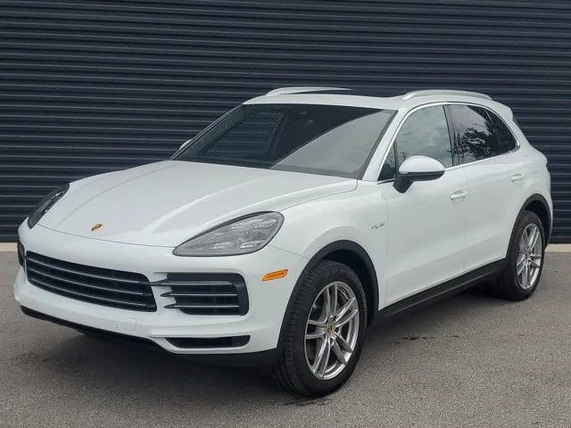 2020 Porsche Cayenne E-Hybrid AWD photo