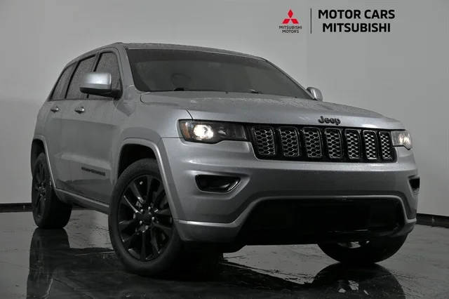 2020 Jeep Grand Cherokee Altitude RWD photo