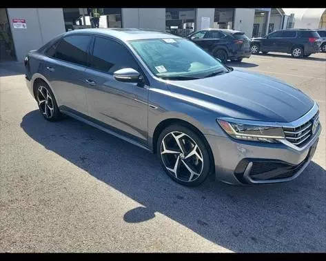 2020 Volkswagen Passat 2.0T R-Line FWD photo