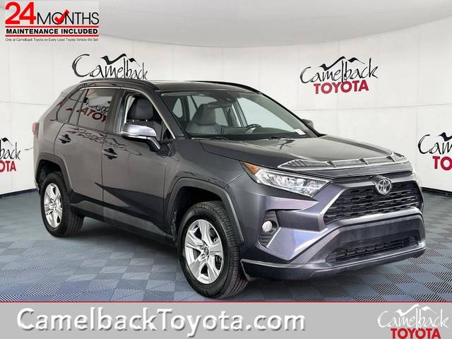 2020 Toyota RAV4 XLE FWD photo