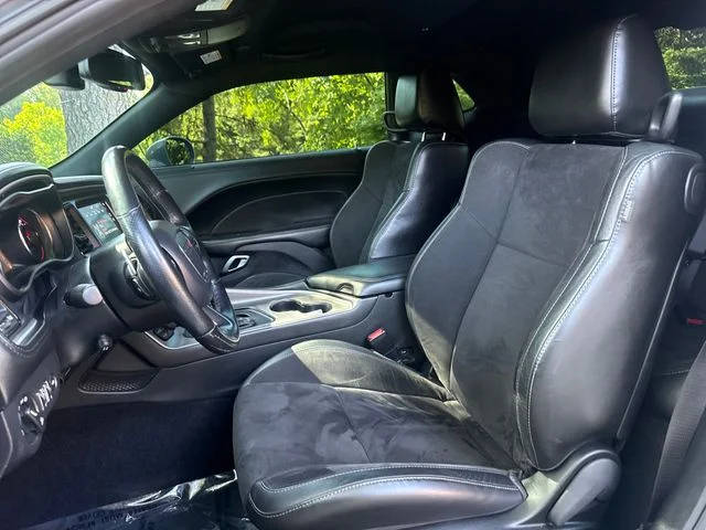 2020 Dodge Challenger R/T RWD photo