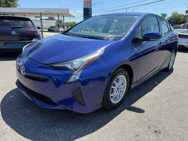 2016 Toyota Prius Two FWD photo