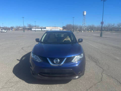 2017 Nissan Rogue Sport S AWD photo