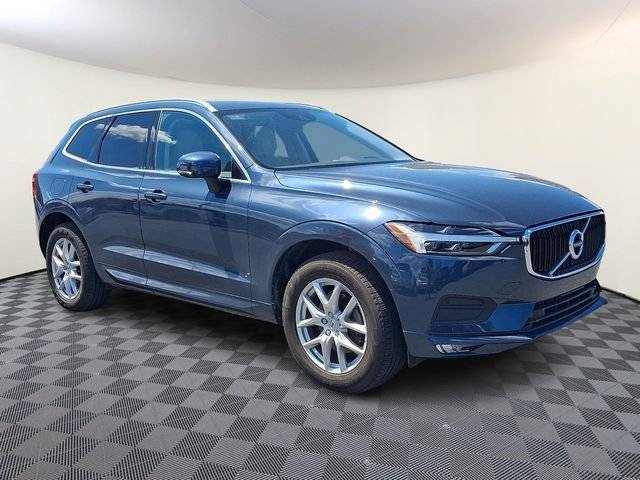 2021 Volvo XC60 Momentum AWD photo