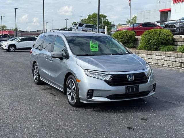 2021 Honda Odyssey Touring FWD photo