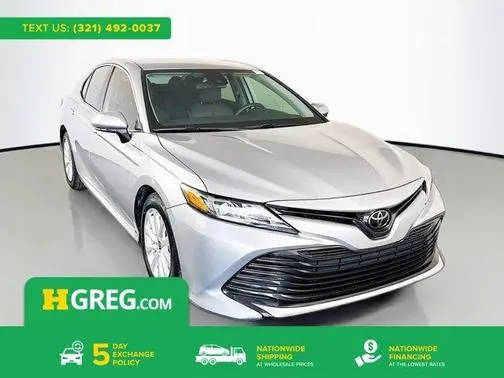 2020 Toyota Camry LE FWD photo