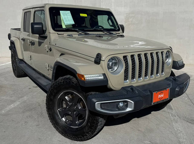 2020 Jeep Gladiator Overland 4WD photo