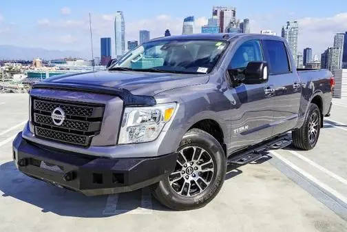 2021 Nissan Titan SV RWD photo