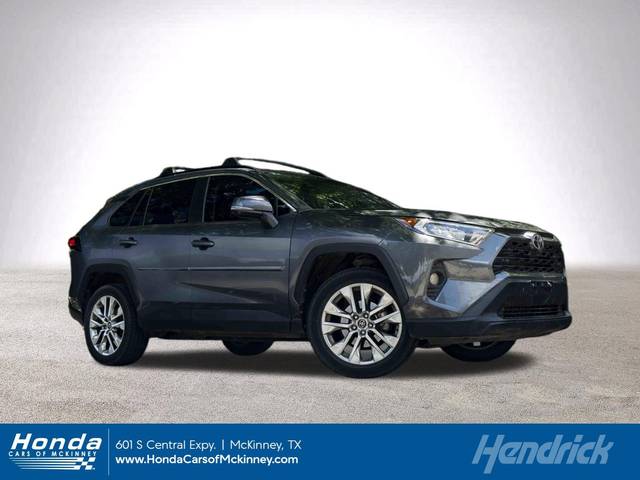 2020 Toyota RAV4 XLE Premium FWD photo