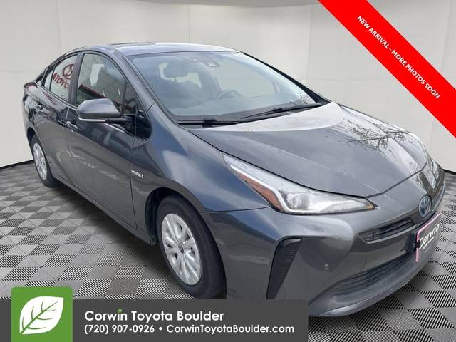 2019 Toyota Prius LE FWD photo