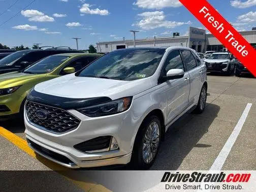 2020 Ford Edge Titanium AWD photo