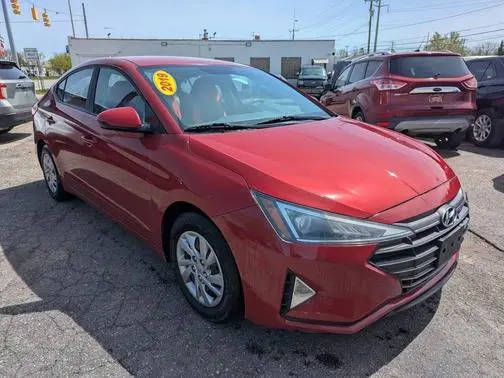 2019 Hyundai Elantra SE FWD photo