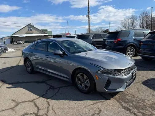 2021 Kia K5 LXS FWD photo