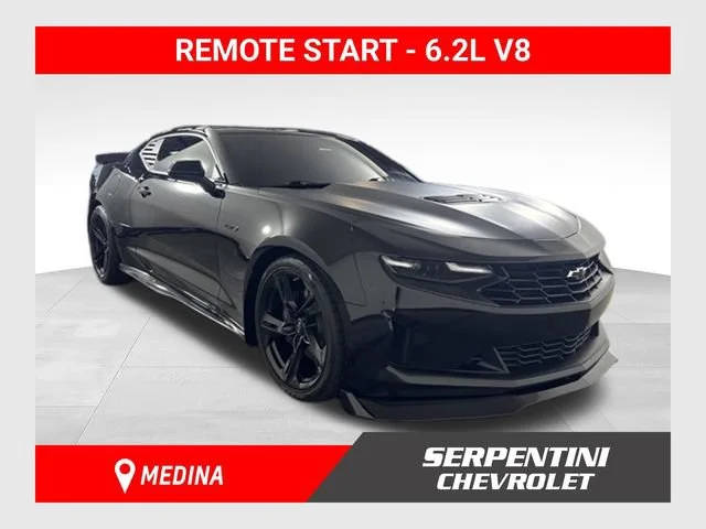 2021 Chevrolet Camaro LT1 RWD photo