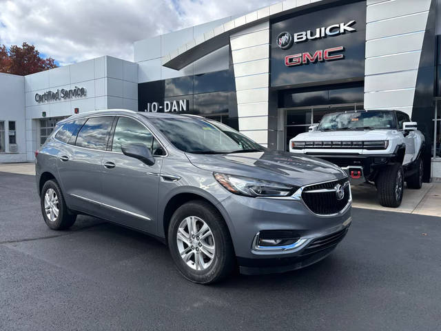 2020 Buick Enclave Essence AWD photo