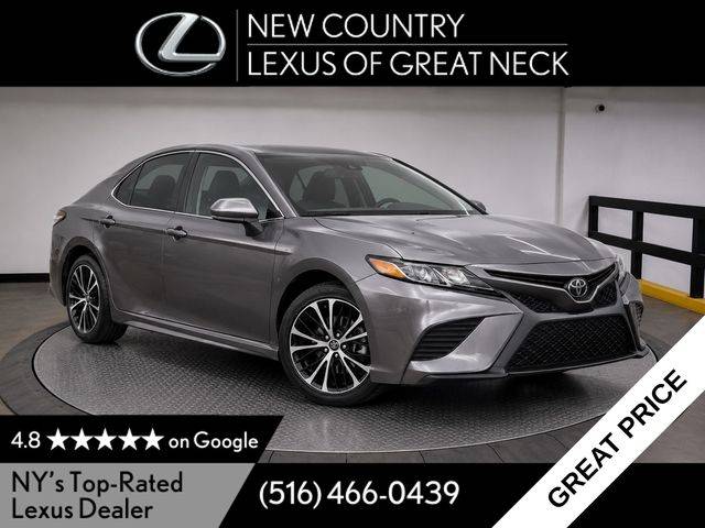 2020 Toyota Camry XSE AWD photo