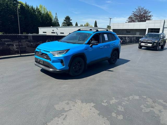 2020 Toyota RAV4 Hybrid XLE AWD photo