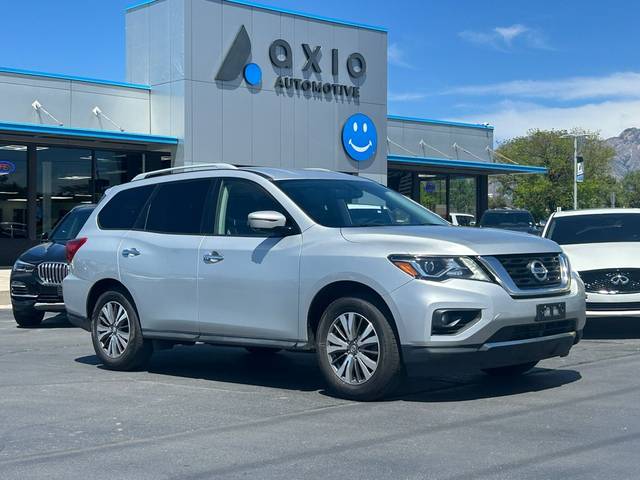 2020 Nissan Pathfinder SL 4WD photo
