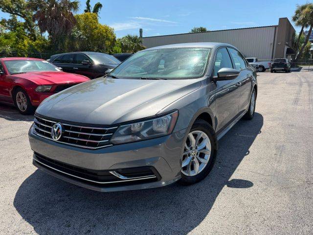 2018 Volkswagen Passat 2.0T S FWD photo