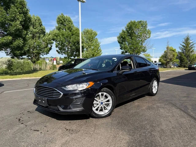 2020 Ford Fusion SE FWD photo