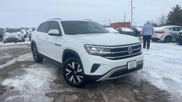 2020 Volkswagen Atlas Cross Sport 2.0T SE AWD photo