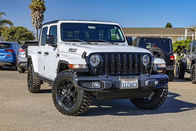 2021 Jeep Gladiator Willys 4WD photo