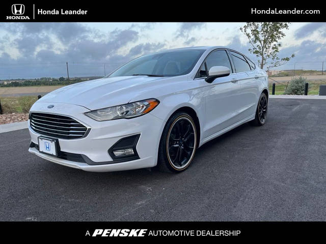 2020 Ford Fusion SE FWD photo