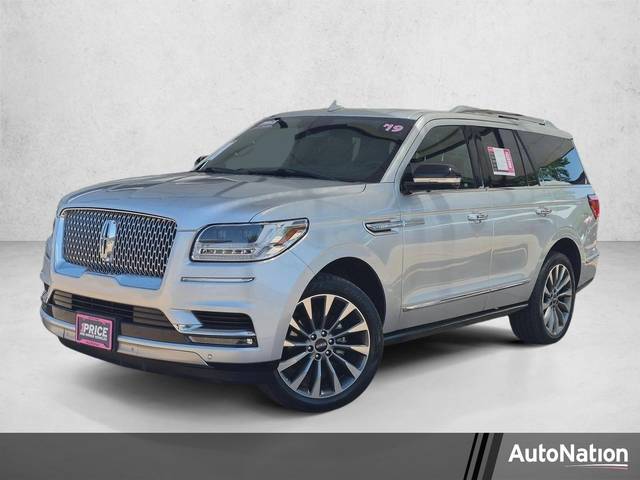 2019 Lincoln Navigator Select 4WD photo
