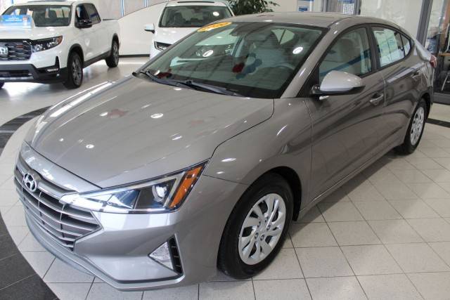 2020 Hyundai Elantra SE FWD photo
