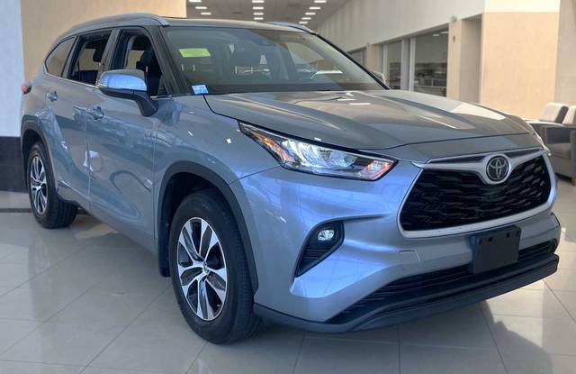 2020 Toyota Highlander XLE AWD photo