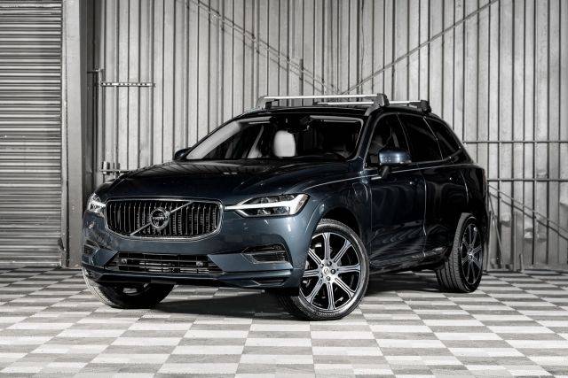 2021 Volvo XC60 Inscription AWD photo