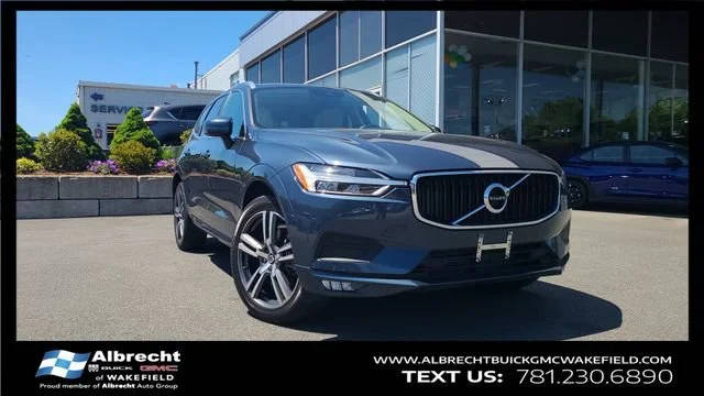 2021 Volvo XC60 Momentum AWD photo