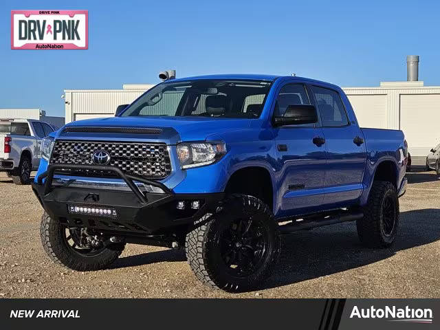 2020 Toyota Tundra SR5 4WD photo