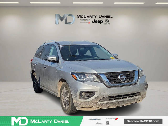 2020 Nissan Pathfinder SL FWD photo