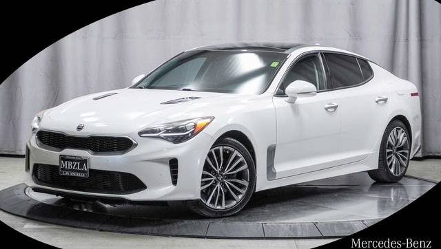 2018 Kia Stinger Premium RWD photo