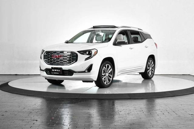 2020 GMC Terrain Denali AWD photo