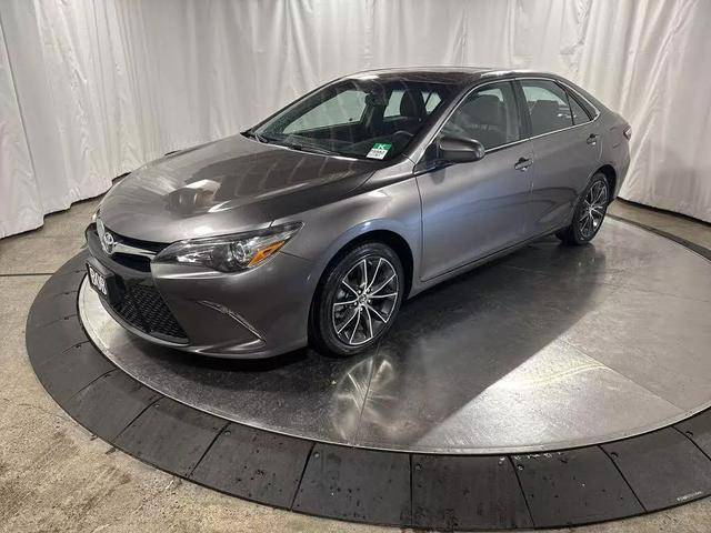 2015 Toyota Camry XSE FWD photo