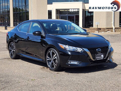 2020 Nissan Sentra SR FWD photo
