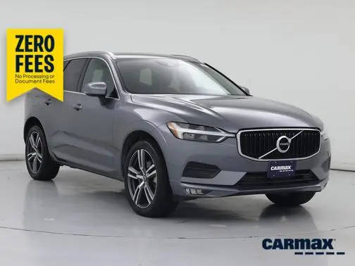 2021 Volvo XC60 Momentum FWD photo
