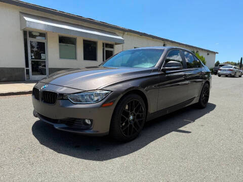 2015 BMW 3 Series 328i RWD photo