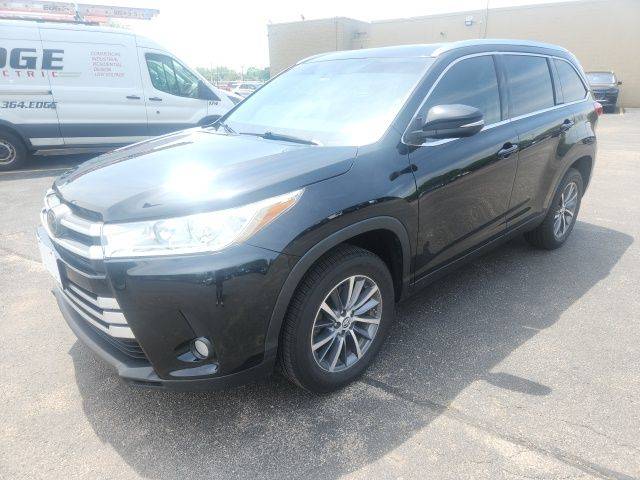 2019 Toyota Highlander XLE FWD photo