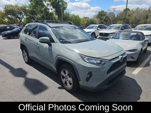 2019 Toyota RAV4 XLE FWD photo