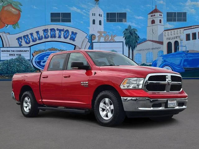 2019 Ram 1500 SLT 4WD photo