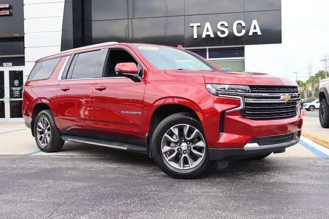 2021 Chevrolet Suburban LT RWD photo