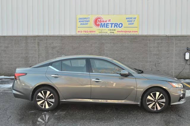 2020 Nissan Altima 2.5 SV AWD photo