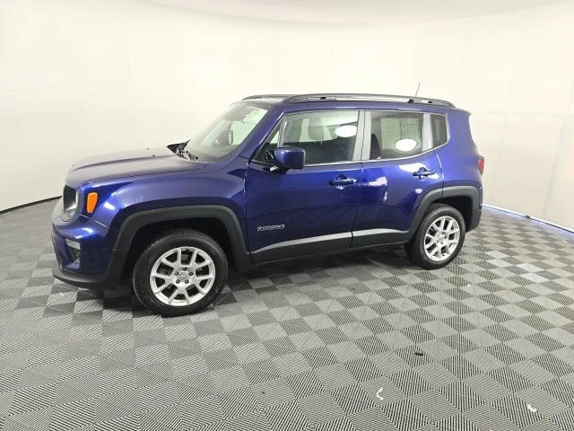 2020 Jeep Renegade Latitude 4WD photo