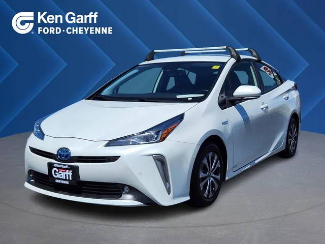 2021 Toyota Prius XLE AWD photo