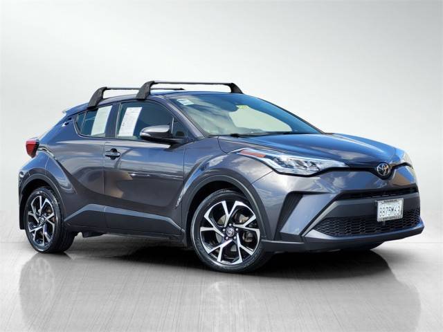 2020 Toyota C-HR XLE FWD photo