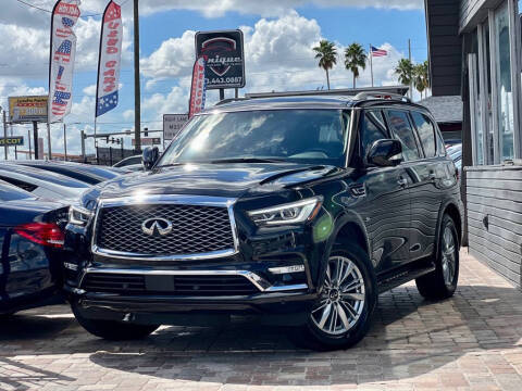 2019 Infiniti QX80 LUXE 4WD photo